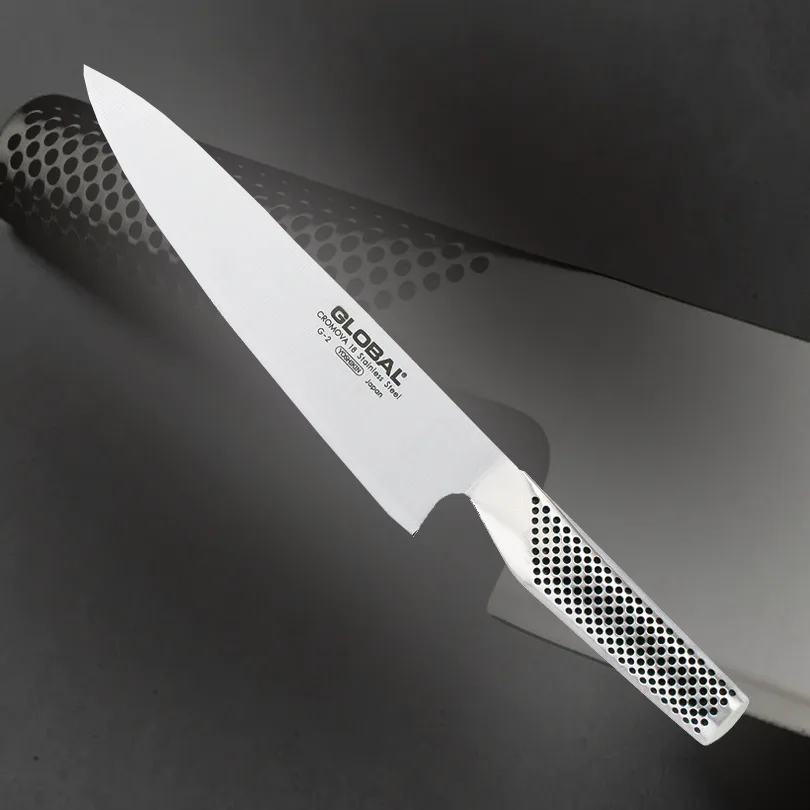 Coltello Global G-2 Chef 20 cm, design monoblocco in acciaio Cromova 18