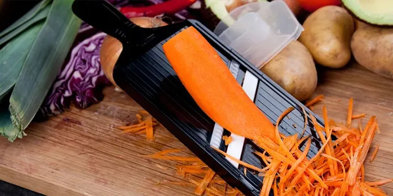 Mandolina per Julienne Kyocera: proposta 3