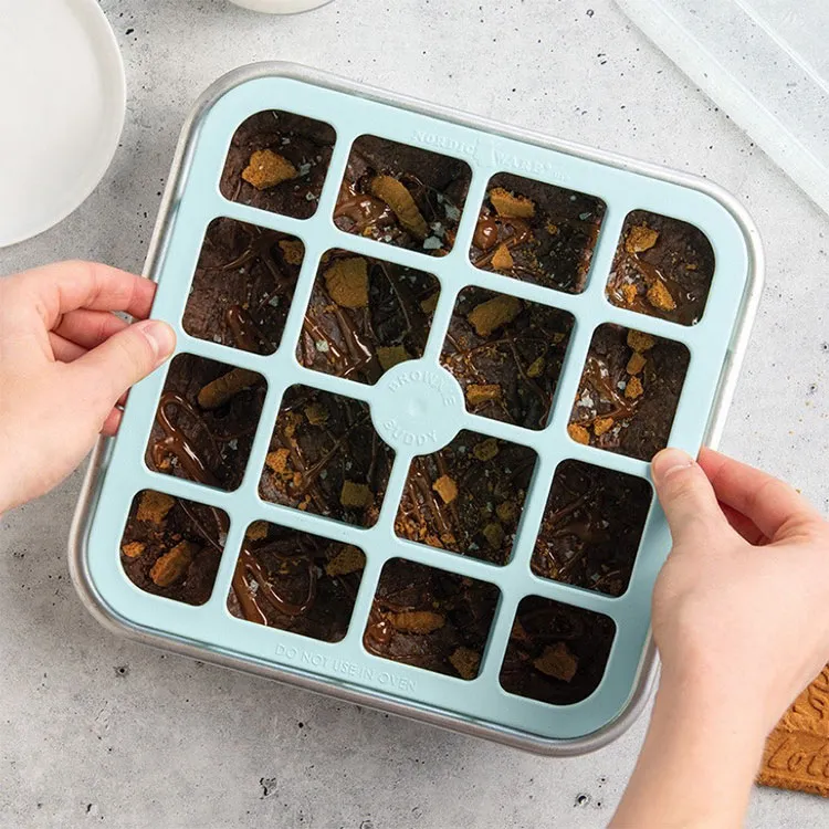 Kit per Brownie Nordic Ware 2