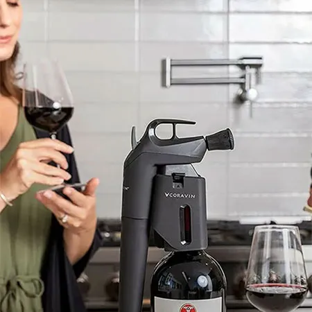 Come funziona Coravin: guida al vino al bicchiere